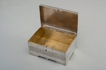 A SUGAR BOX, 84 silver. P. Miljukov Moscow 1894. Weight 539 g.