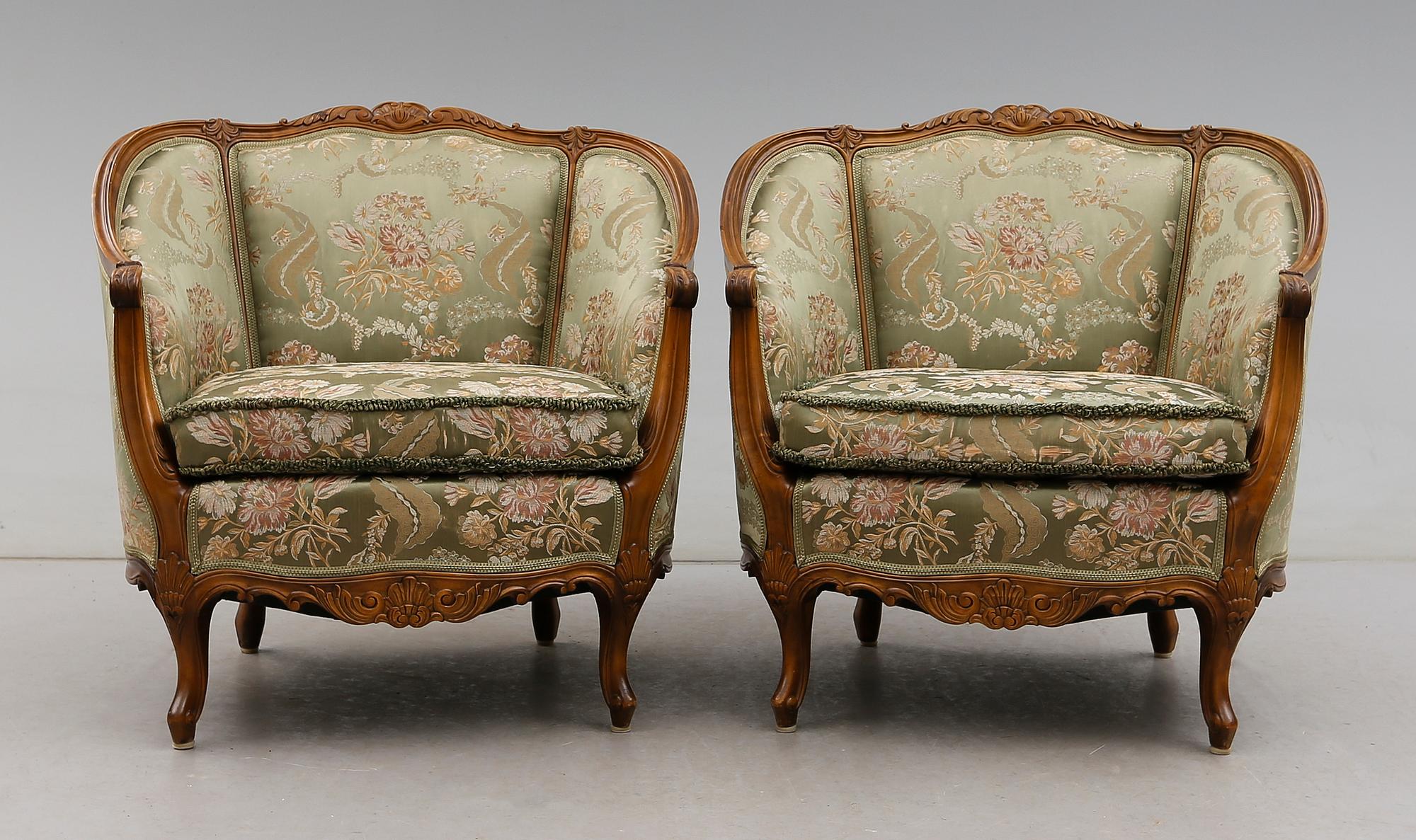 BALJFÅTÖLER, 1 par, 1900-talets andra hälft.