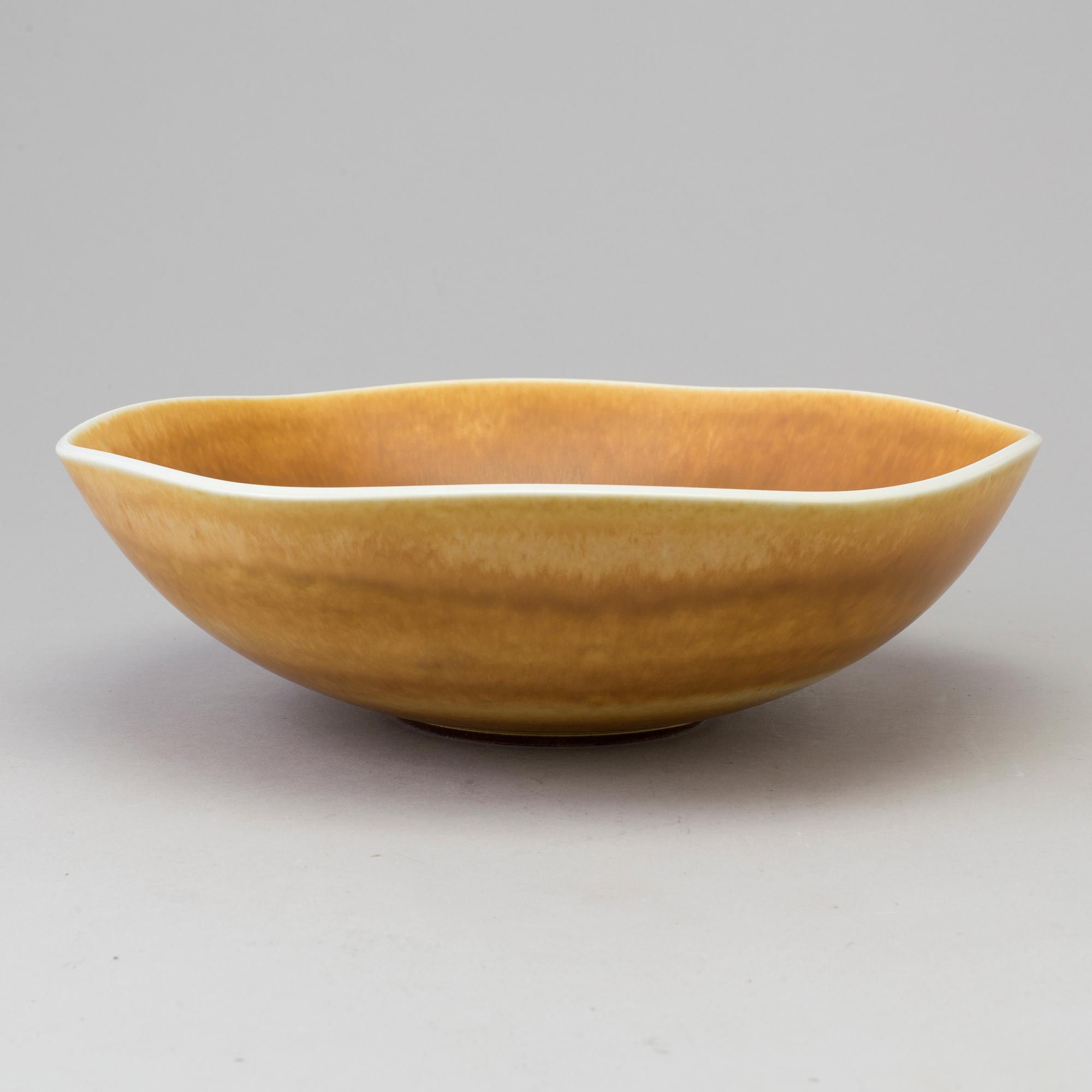 BERNDT FRIBERG, a stoneware bowl from Gustavsberg studio, signed.