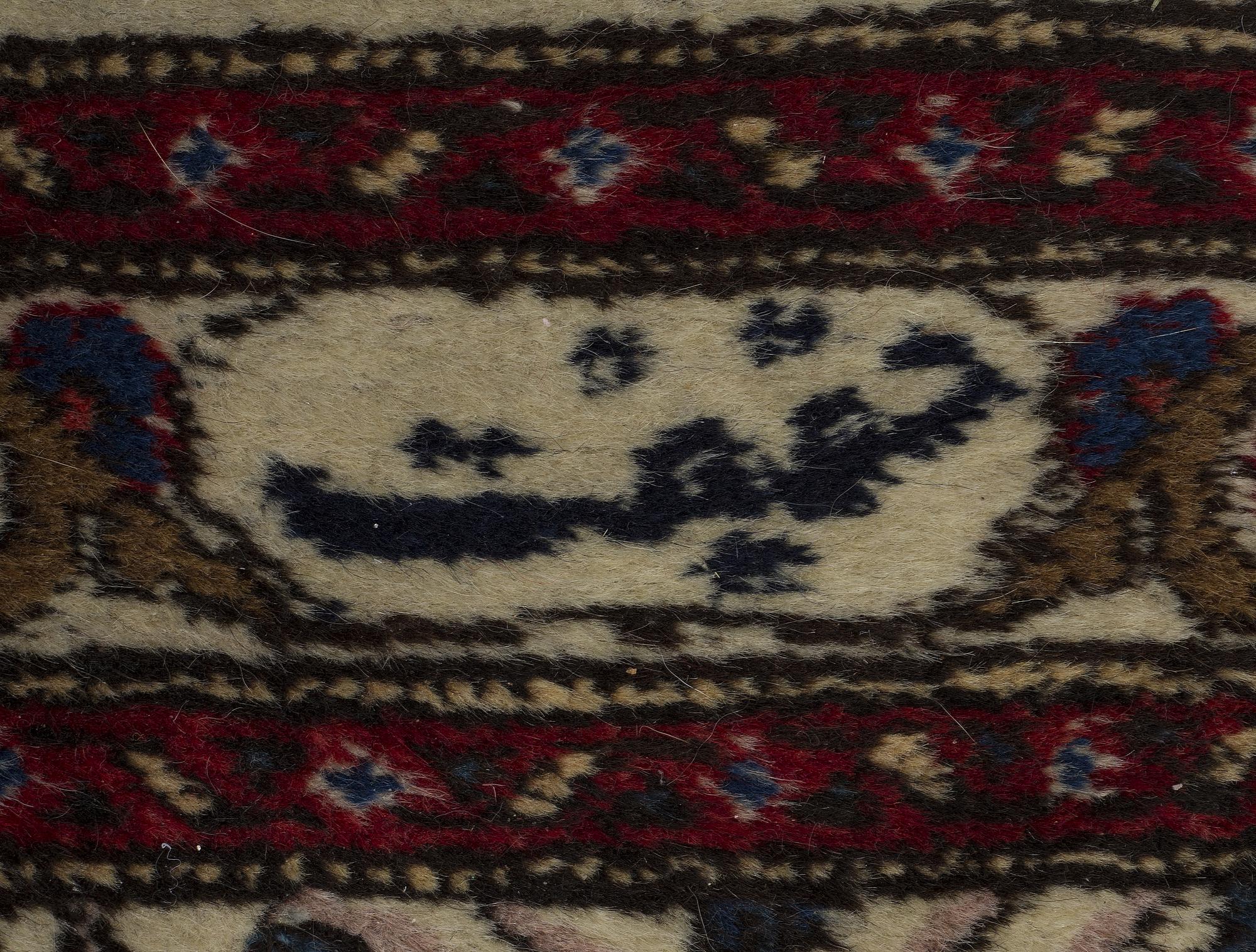 MATTA, Old orientalisk figural, ca 378 x 276 cm.