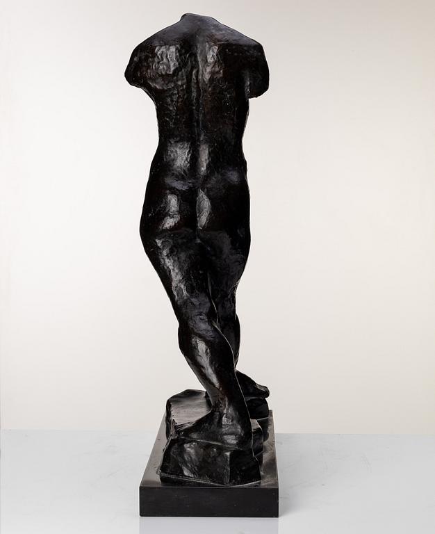 Gudmar Olovson, sculpture. Signed. Numbered. Foundry mark. Bronze, total height 67 cm, length 46 cm.