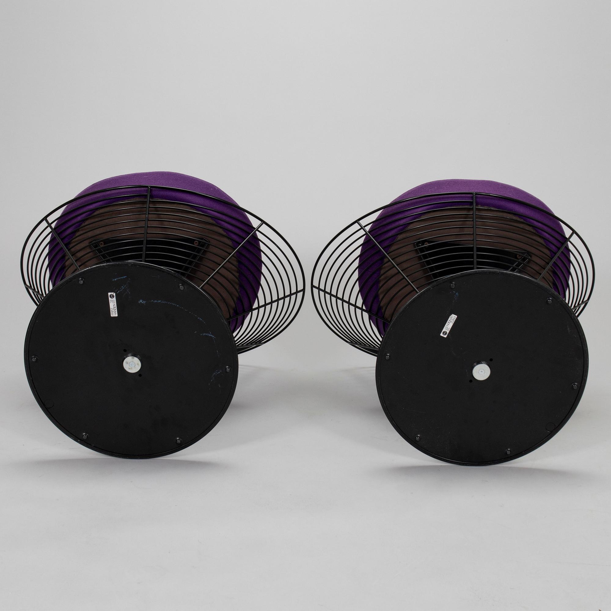 Verner Panton, fåtöljer ett par, "Wire Cone Chair", Fritz Hansen, Danmark 1988.