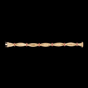 196. A gold bracelet, 31,5 g.