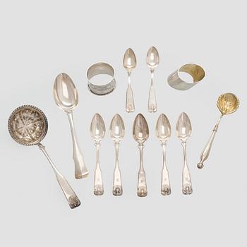 Skedar och servettringar, 12 dlr, silver, Vasa 1860-tal och Åbo 1799 -1906.