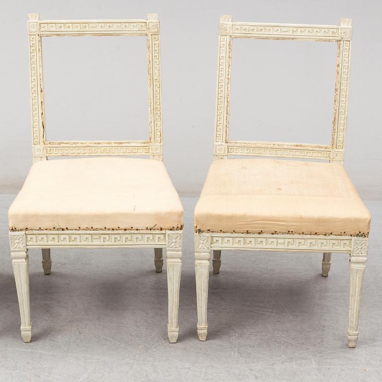 Four painted Gustavian chairs from around 1800.