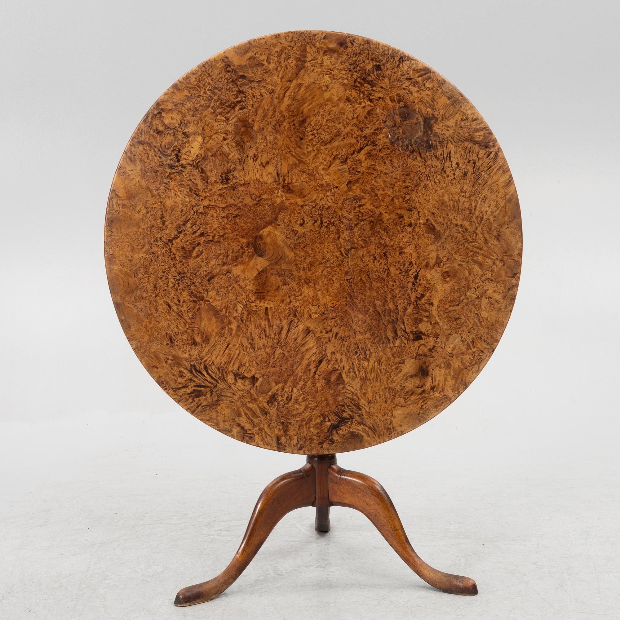 A burr alder tilt-top table by A. J. Rosendahl (master active in Arboga 1762-1836).