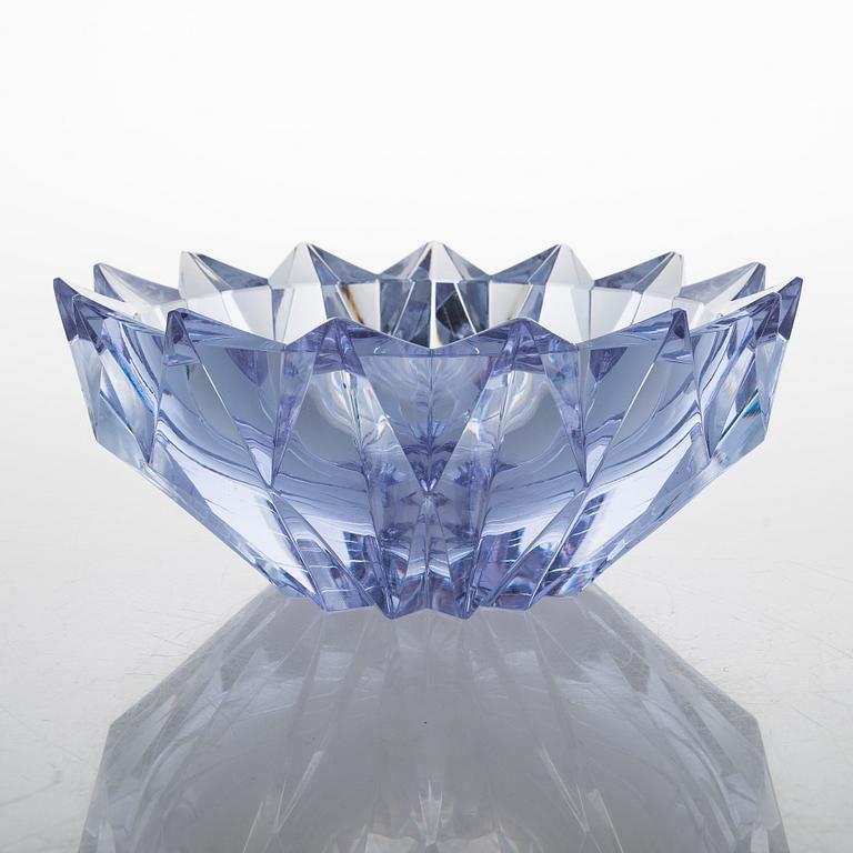 Aimo Okkolin, A 'Water lily' bowl, signed Aimo Okkolin Riihimäen Lasi Oy.