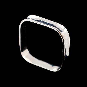 ARMRING, silver, Tiffany & Co, USA, 2001. Vikt ca 55 gram.