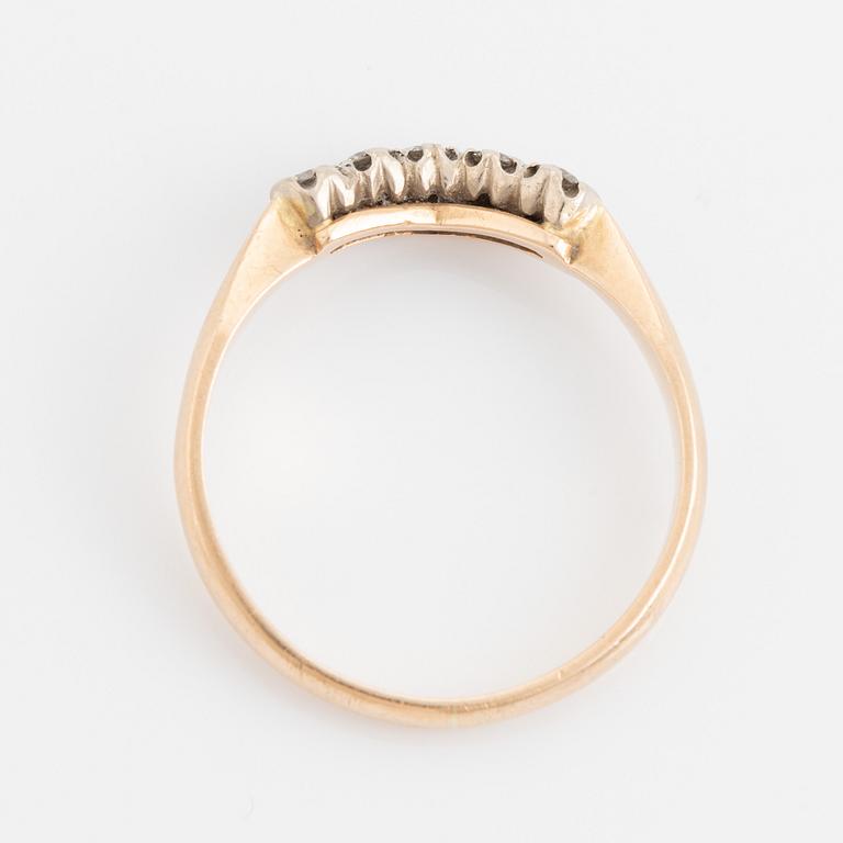 Gold and small brilliant cut diamond ring.