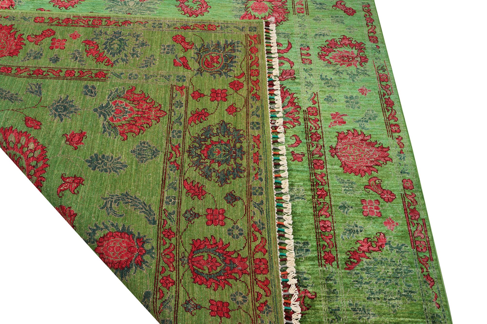 A Ziglar Ariana carpet, c. 251 x 176 cm.