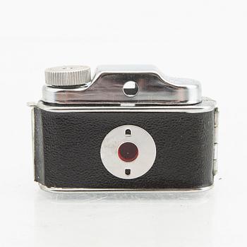 A Japanese 1950s subminiature camera with film.