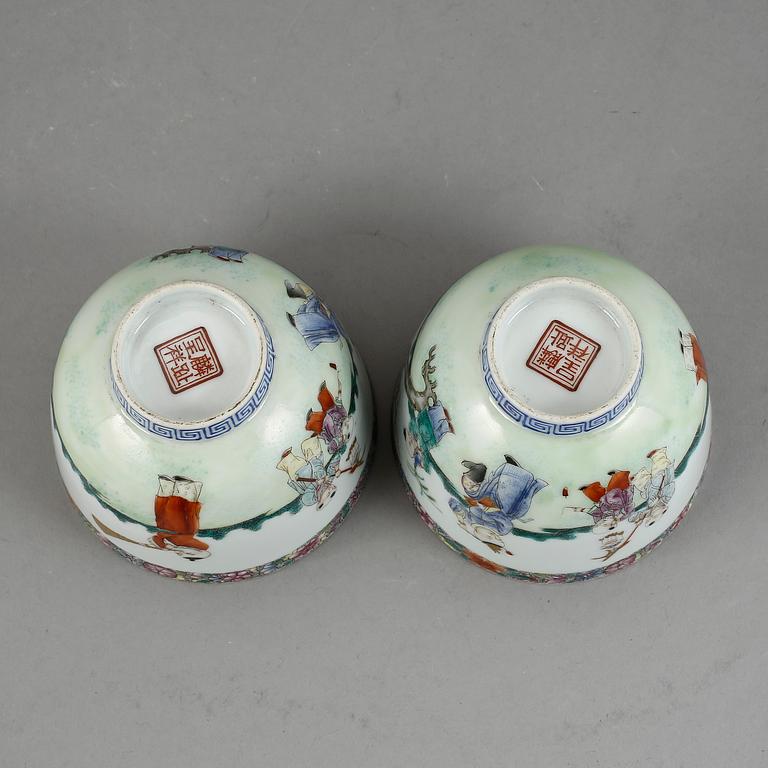 KOPPAR, ett par. Porslin, Kina, republik, 1900-tal.