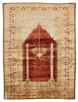 343. MATTO, an antique silk Tabriz, ca 161,5-163,5 x 121,5-124,5 cm.