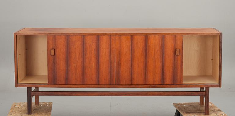 SIDEBOARD, "Arild" Nils Jonsson, Troeds, 1900-talets andra hälft.