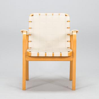 Alvar Aalto, karmstol, modell 45 för Artek 1960/70-tal.