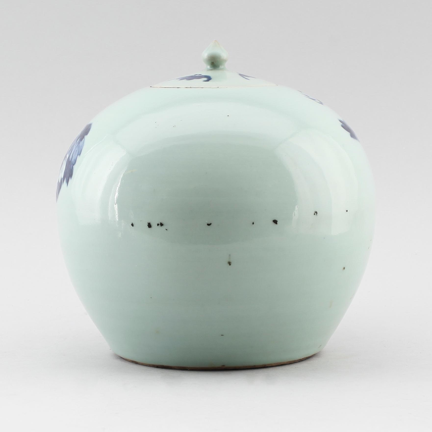 LOCKURNA, porslin, Kina, sannolikt 1800-tal.