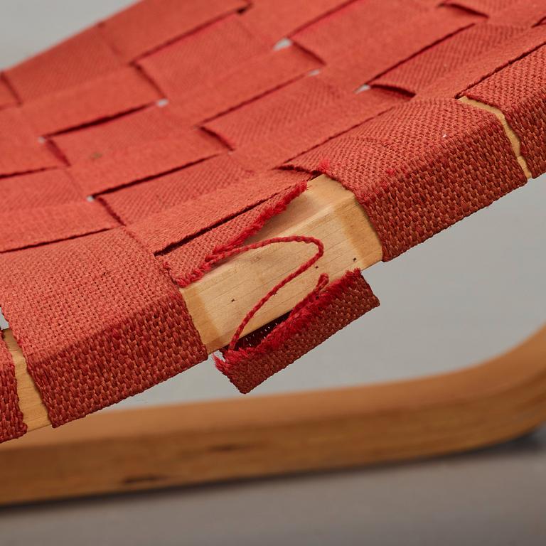 Alvar Aalto, a lounge chair, "Model 39", manufactured by Aalto Design in Hedemora, Sweden 1945-55.