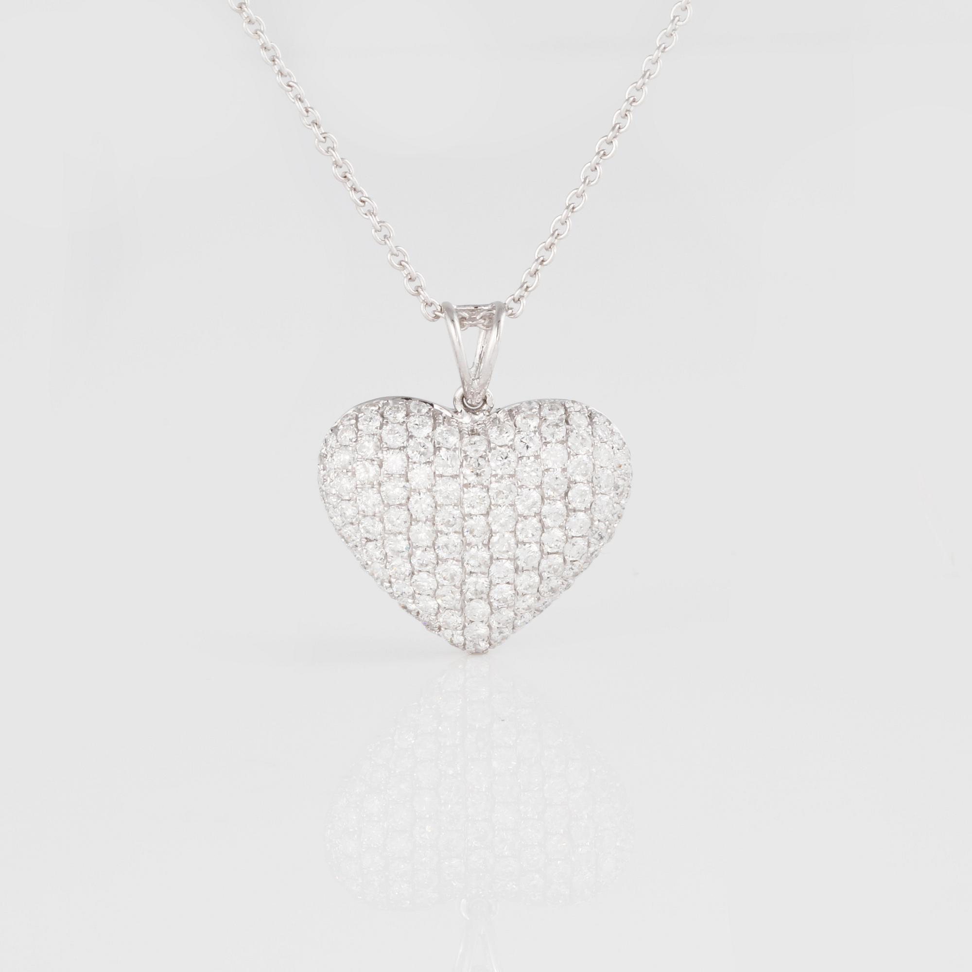 HÄNGE, med briljantslipade diamanter ca 1.20 ct.