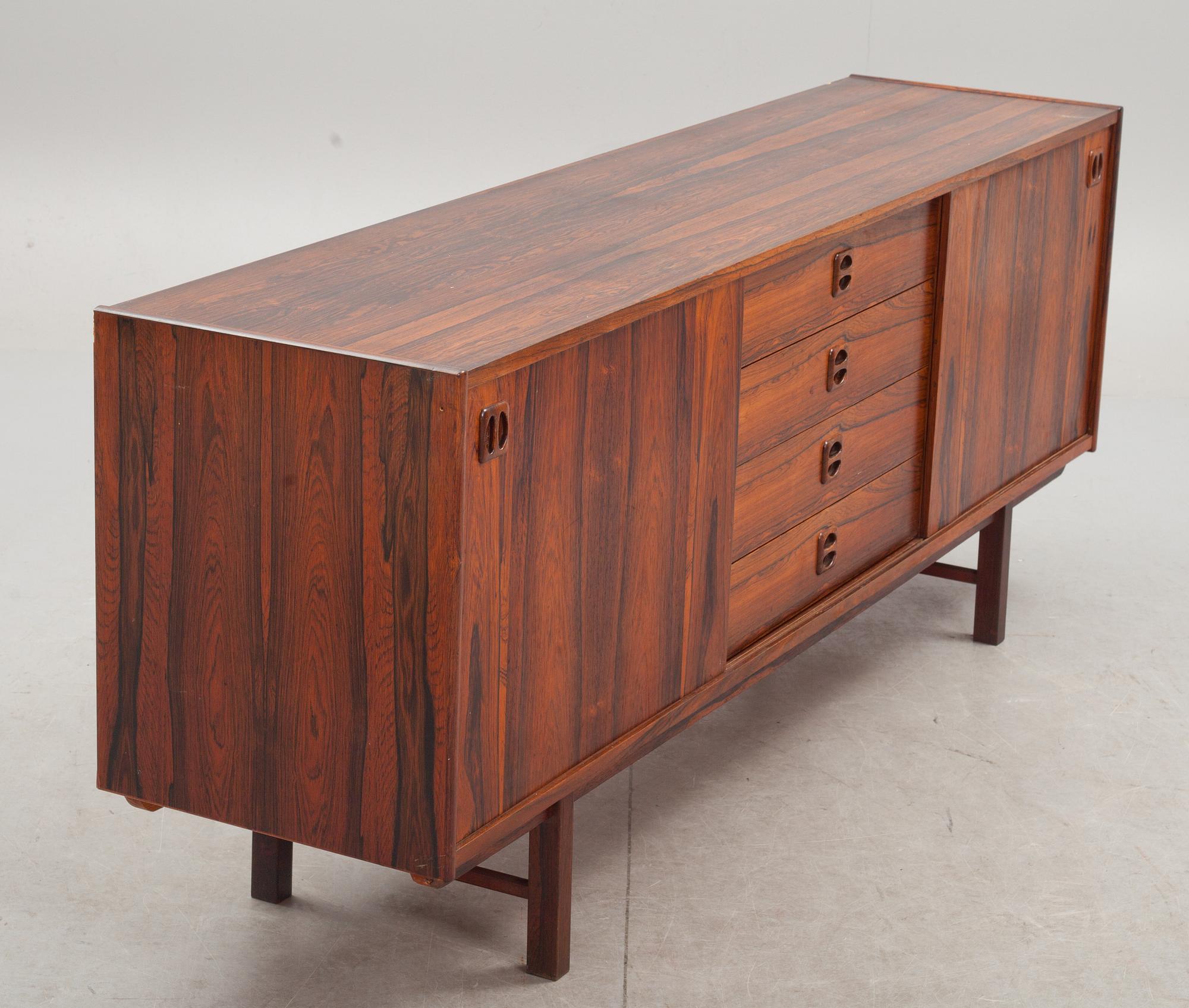SIDEBOARD, 1960-tal.