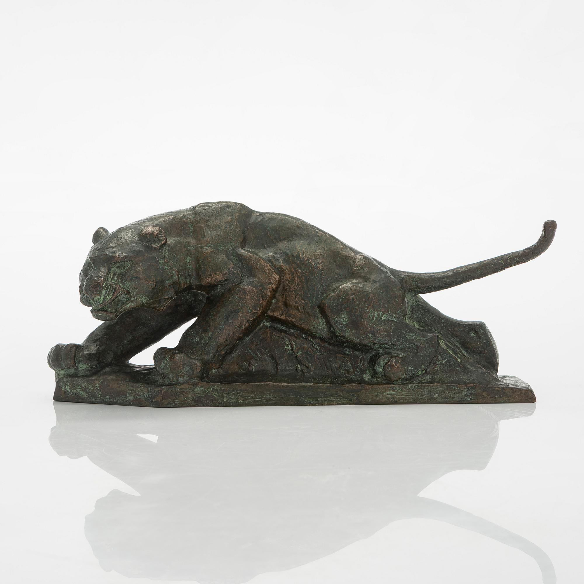 Jussi Mäntynen, Naarasleijona.