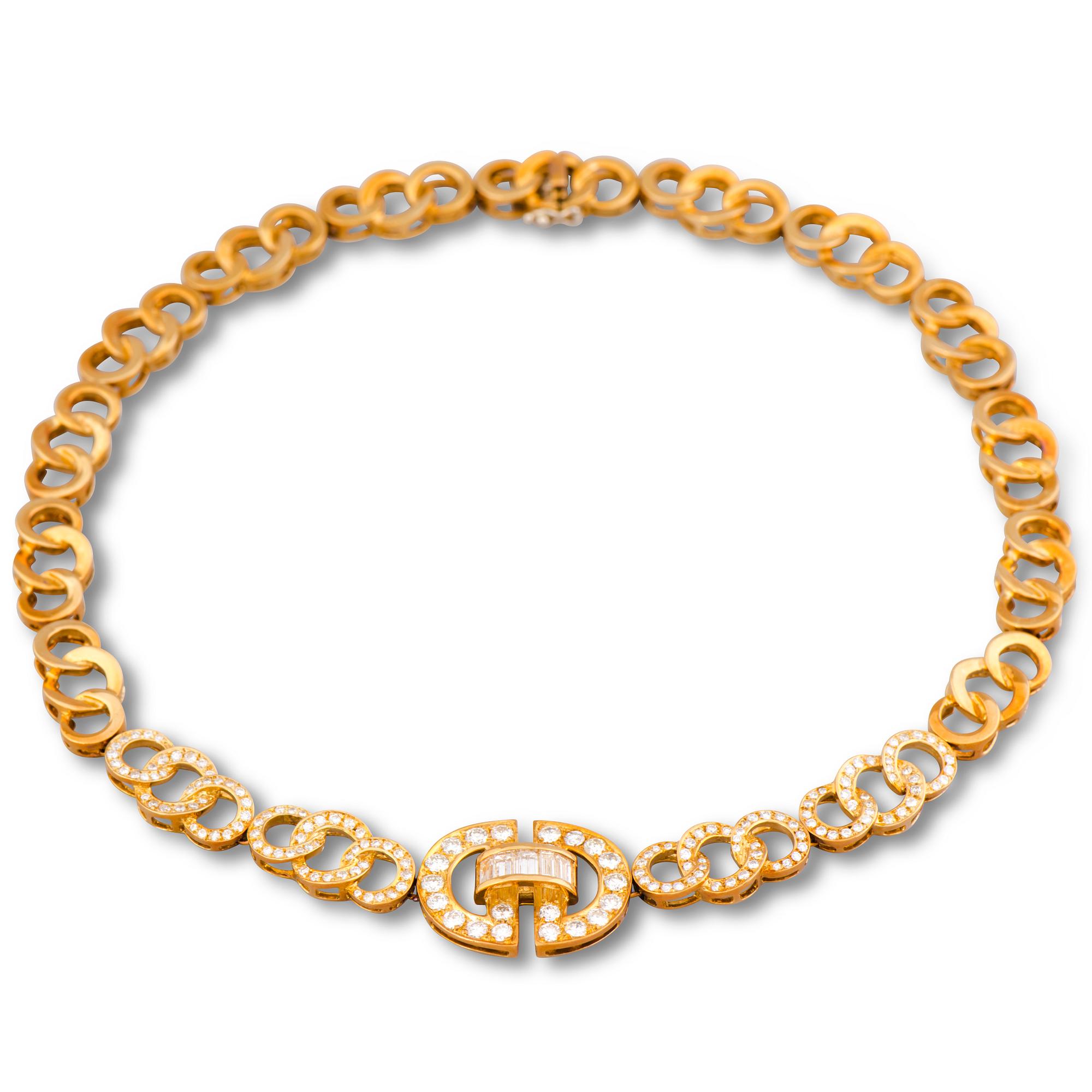 A NECKLACE, brilliant and baguette cut diamonds, 18K gold. Italy.