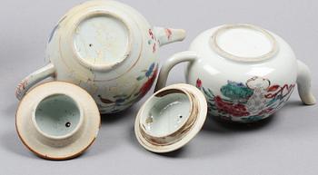 TEKANNOR SAMT KOPPAR MED FAT, 4 st, porslin, Qianlong, Kina 1700-tal.