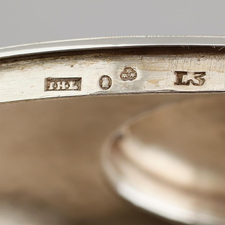 SOCKERSKRIN, silver, Johan Henrik Lampa, Stockholm 1817. Vikt ca 547 gram.