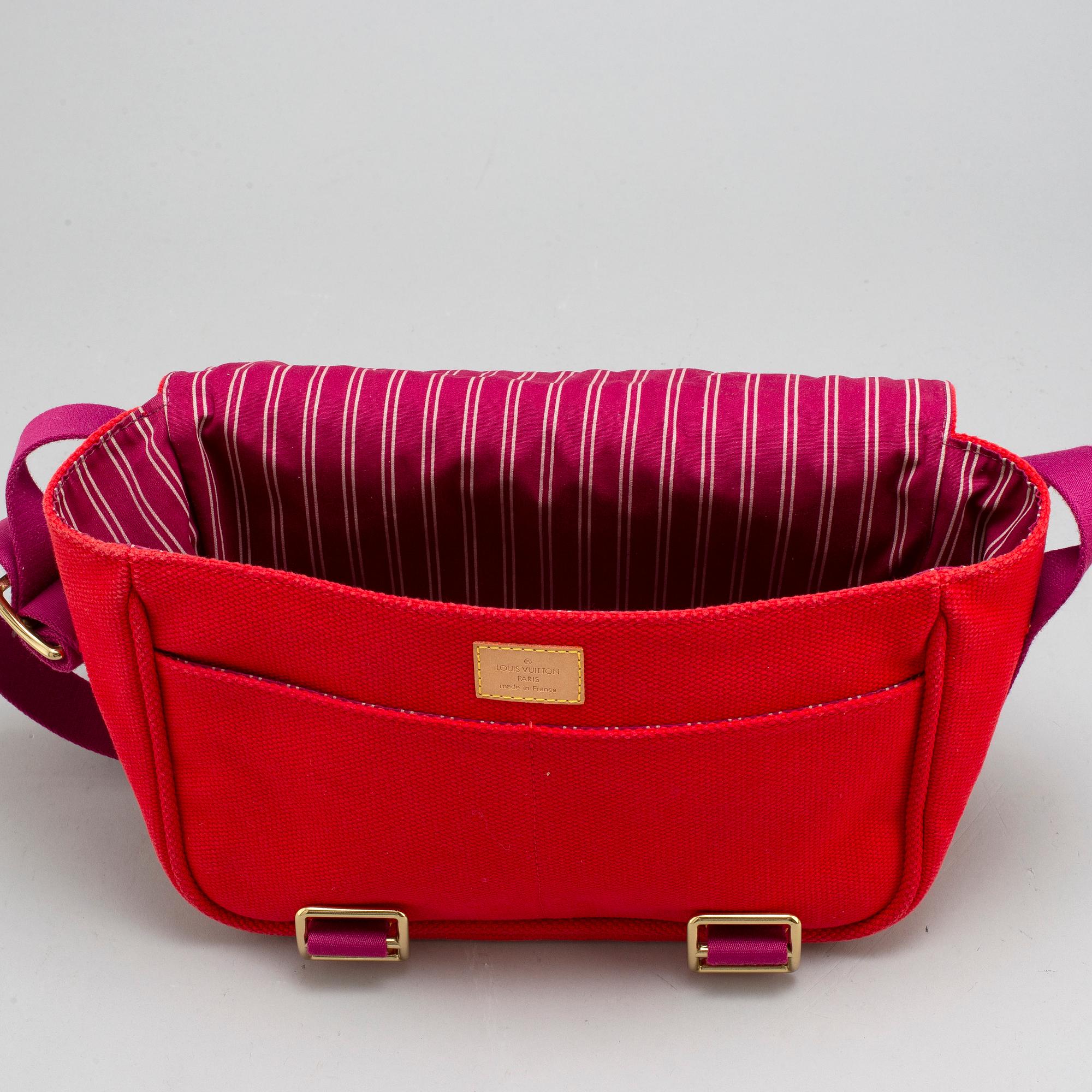 LOUIS VUITTON, väska, "Antigua Besace PM".