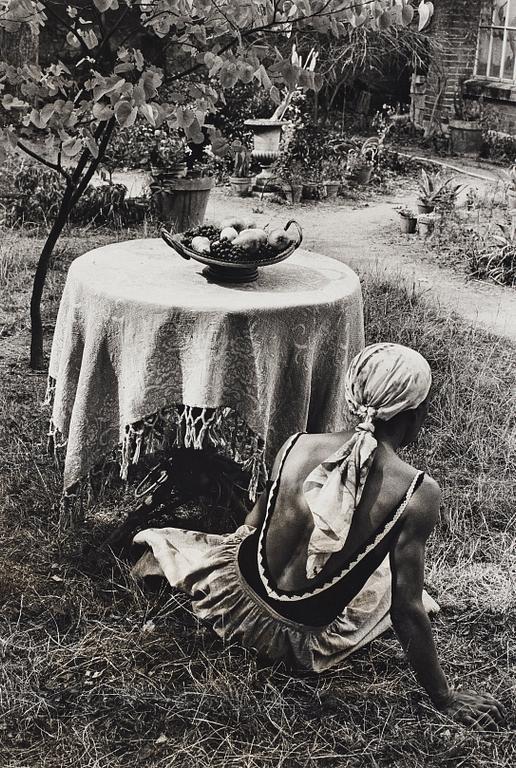 Edouard Boubat, "Orléans, France", 1977.