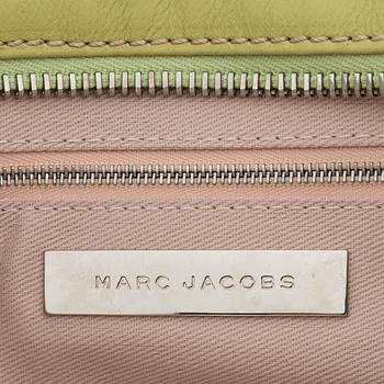 Marc Jacobs, a green leather 'Cammie' handbag.