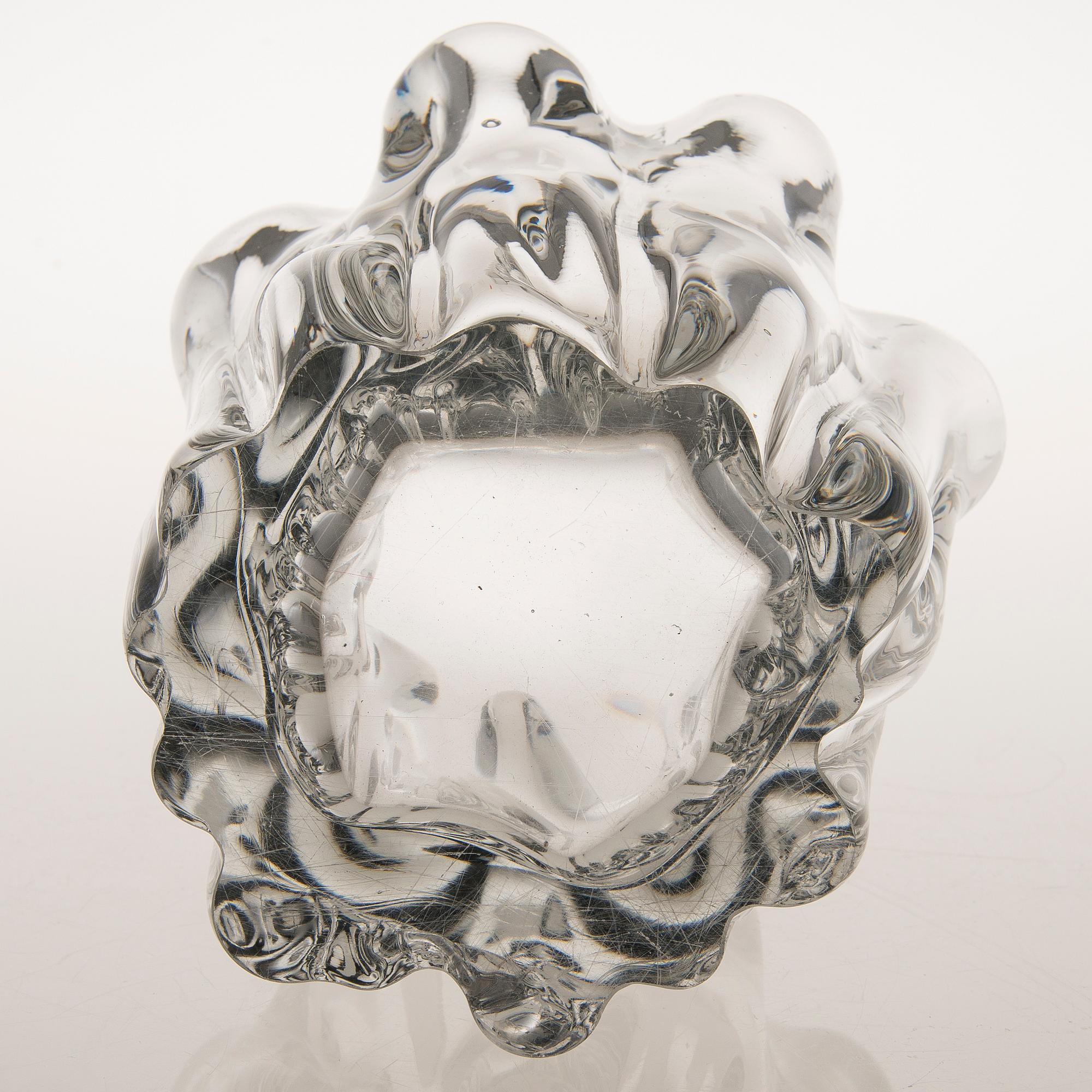 TAPIO WIRKKALA, A SIGNED GLASS VASE 'Stump' ('Kalvolan kanto'), model 3241, signed Tapio Wirkkala -57.