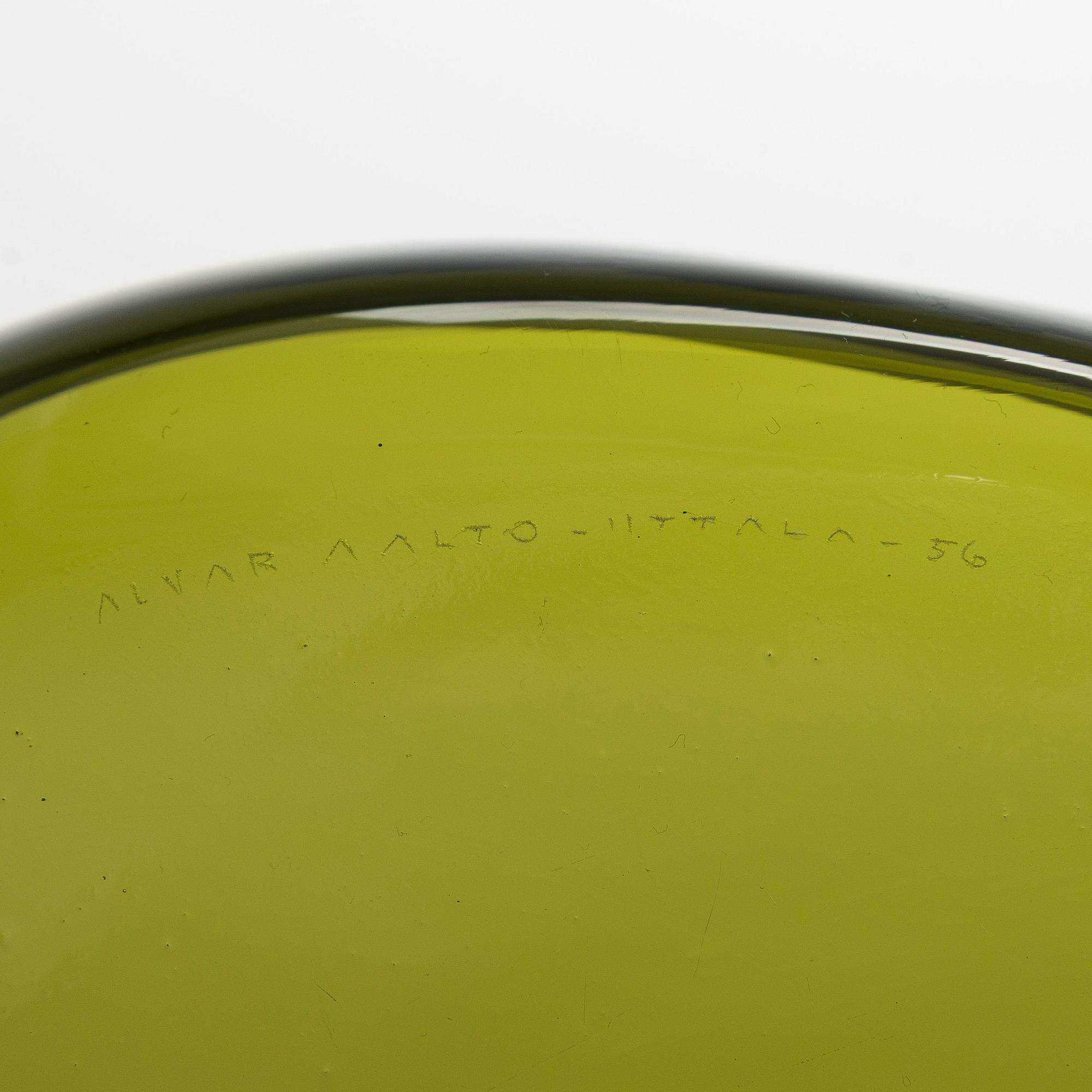 Alvar Aalto, lautanen, malli 3900-40, signeerattu Alvar Aalto Iittala -56.