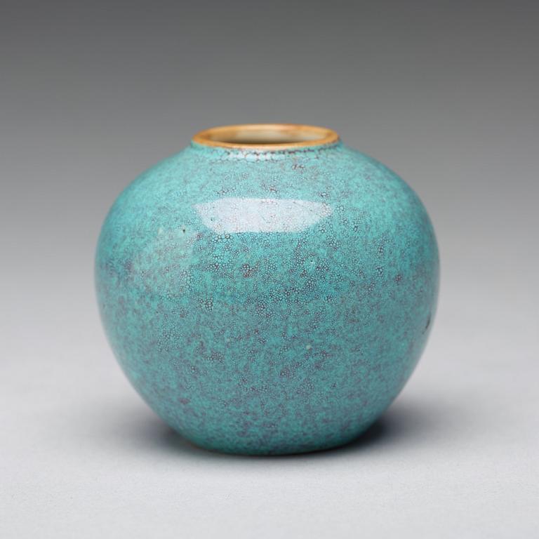 A 'Robins Egg' glazed brush washer, Qing dynasty (1644-1912).