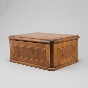 A late 19th century wooden box.