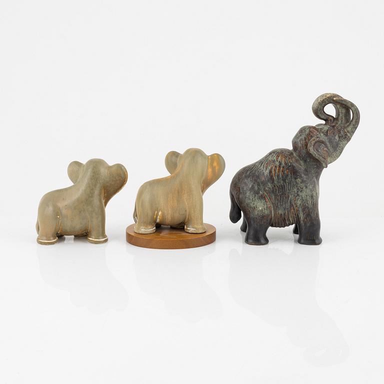 Gunnar Nylund, a group of three stoneware figurines, Rörstrand.
