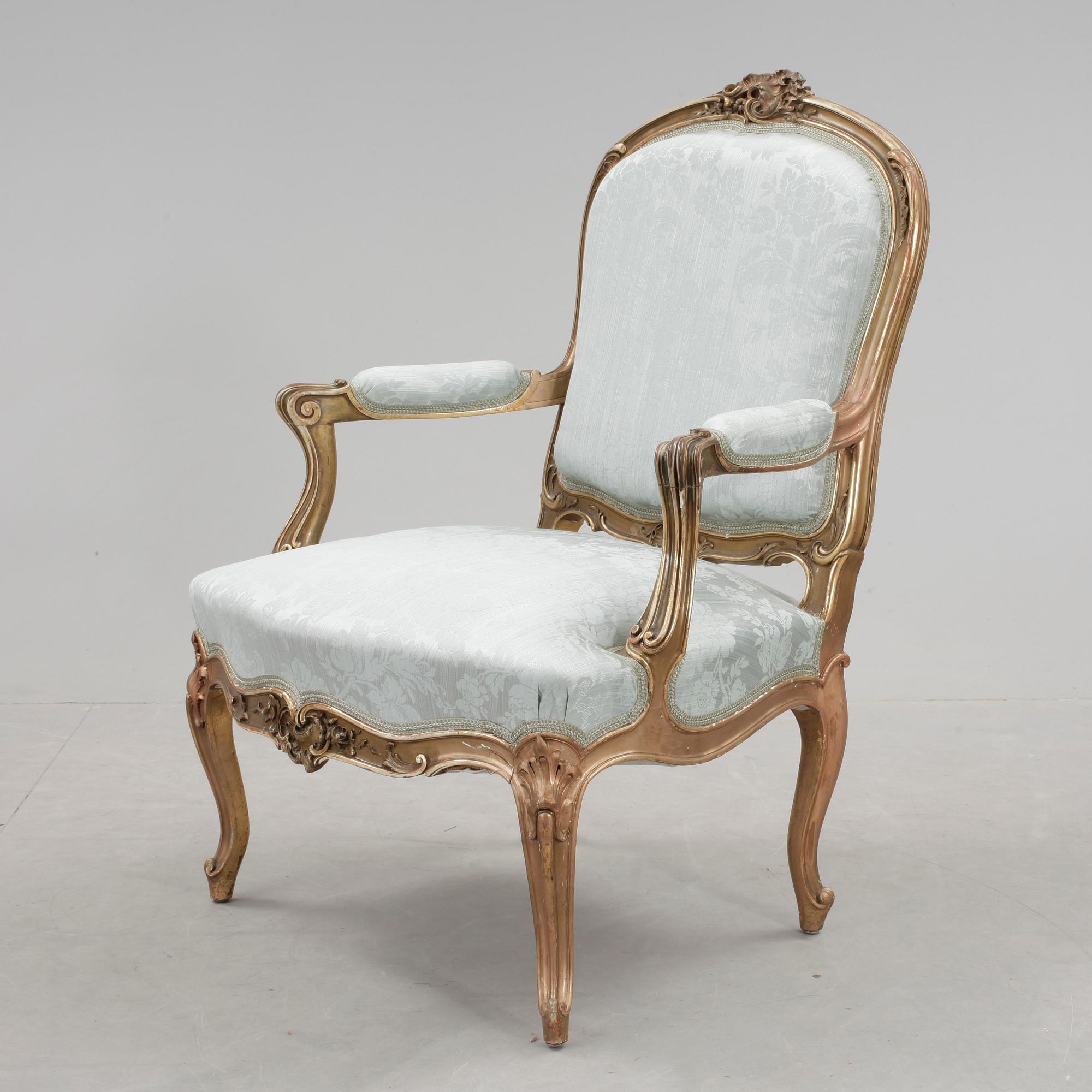 KARMSTOL, rokokostil, 1800-talets andra hälft.