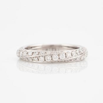 Ring, Crieri, 18K white gold with brilliant-cut diamonds.