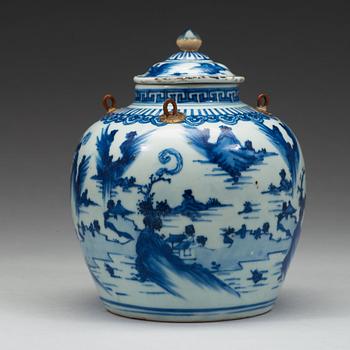 A blue and white jar with cover, Ming dynasty, Tianqi/Chongzhen, early 17th century.