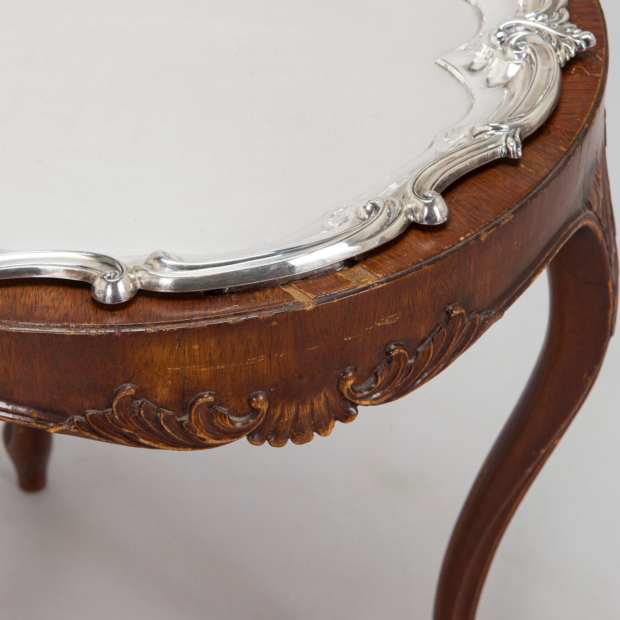 Brickbord, sterlingsilver och mahognyfaner, Mappin & Webb, London 1912, stommen av Paul Boman.