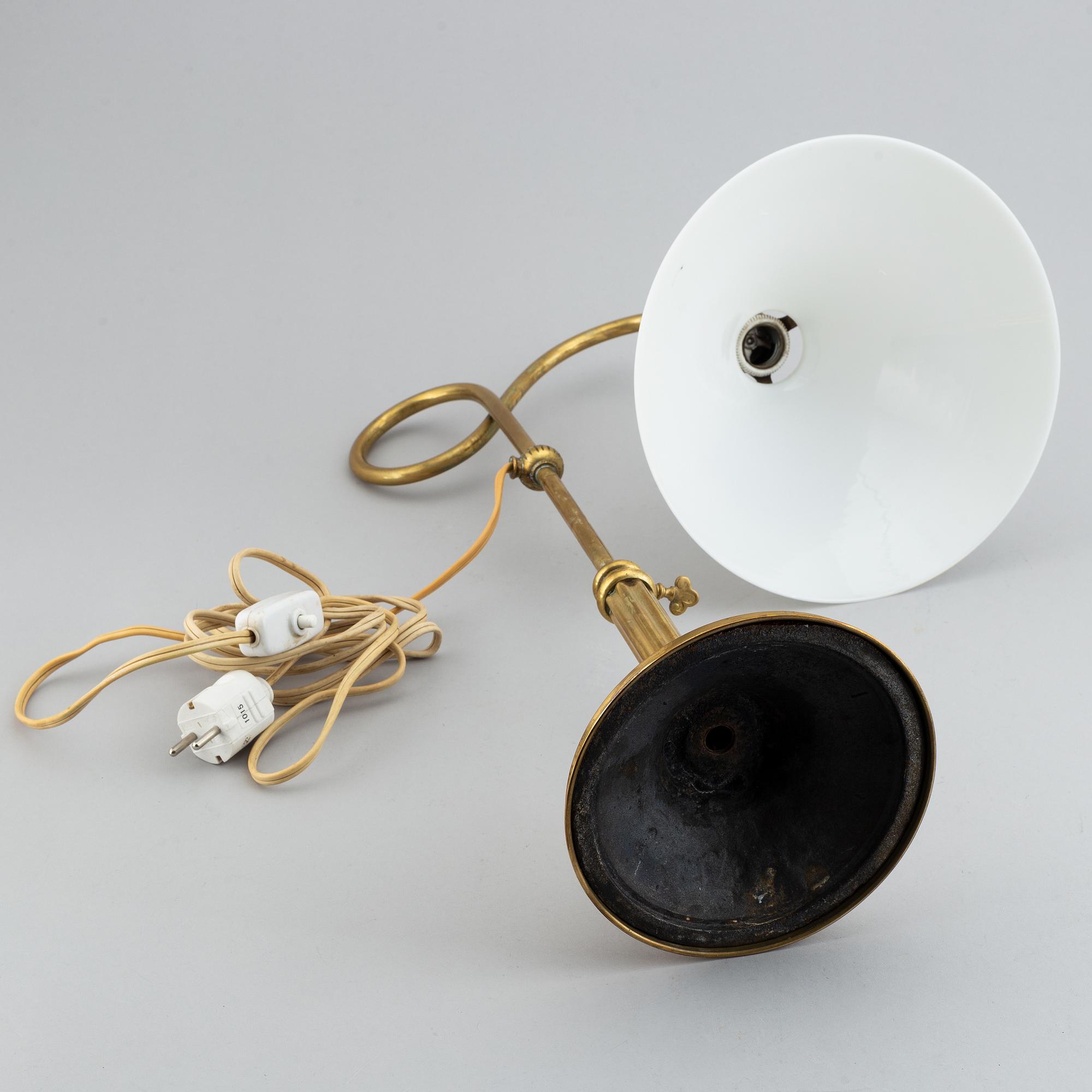 An early 20th century brass table lamp.