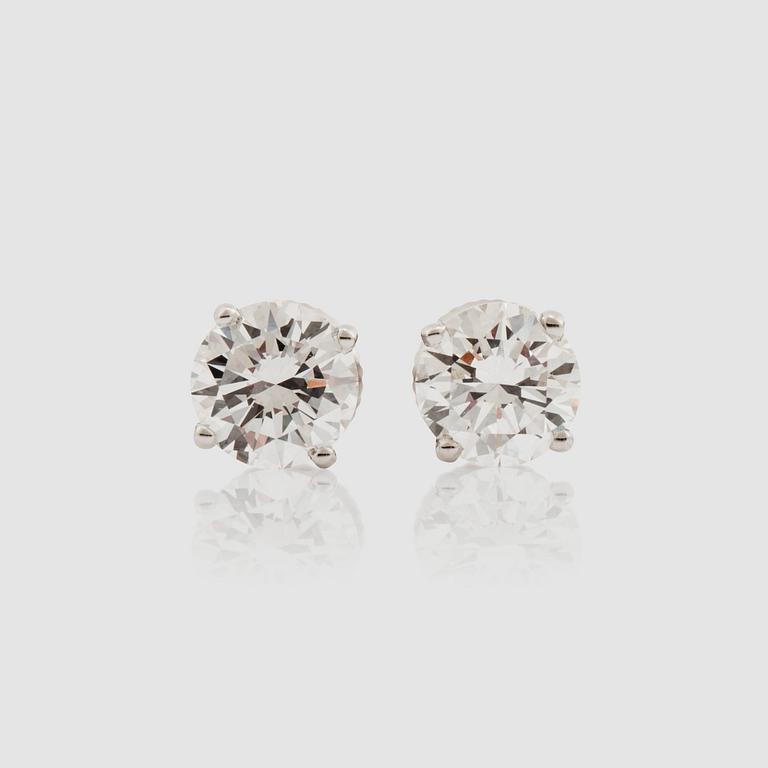 A pair of brilliant-cut diamond earrings. Total carat weight 2.04 cts. Quality D/IF according to certificate from IGL.