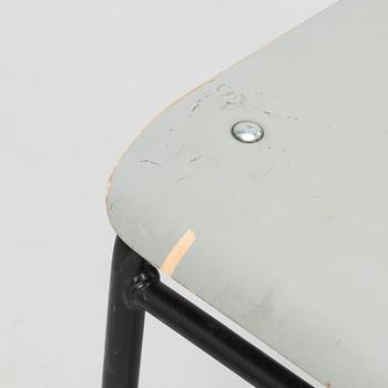 Yrjö Kukkapuro, tuoli, "Kukkapuron kosto", Avarte Oy, 1983.