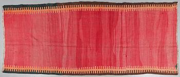 MATTA, Kelim, 1900-talets fjärde kvartal, 350 x 155 cm.