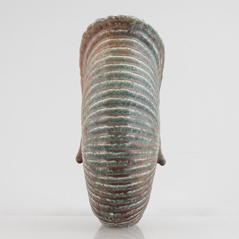 Gunnar Nylund, skulptur, "gondolsnäcka", Rörstrand, 1940-50-tal.
