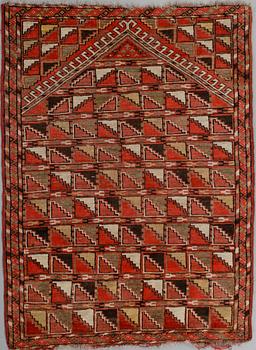 MATTA, antik Turkmen, ca 104x78 cm.