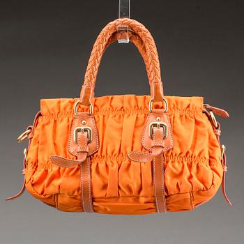 VÄSKA, Prada.