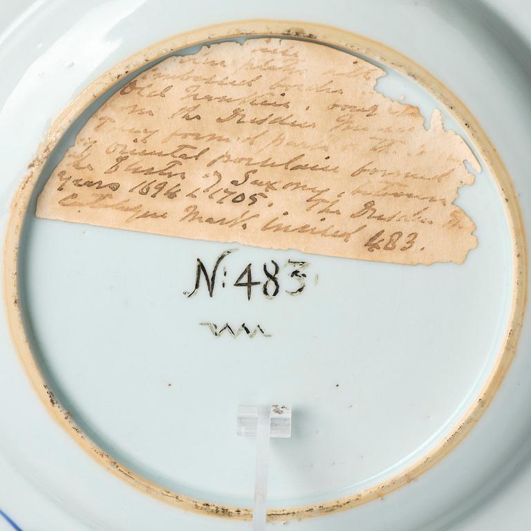 A pair of blue and white plates, Qing dynasty, early 18th centruy. With Johanneum mark M:483.