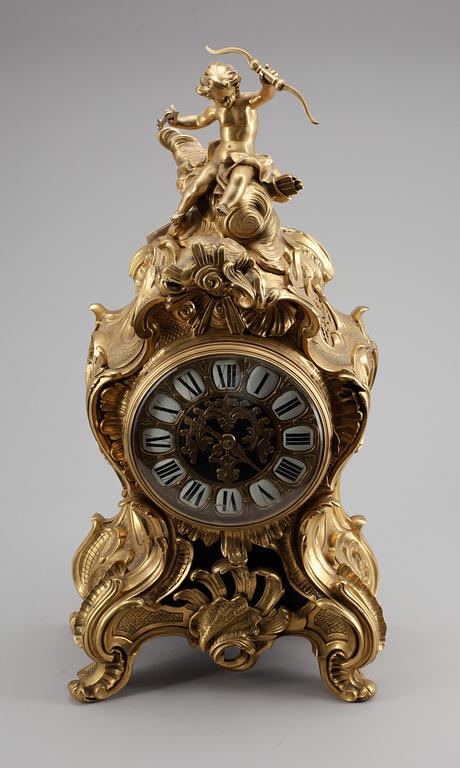 KONSOLUR MED VÄGGKONSOL, förgylld brons, Louis XV-stil, Paris 1800-tal.