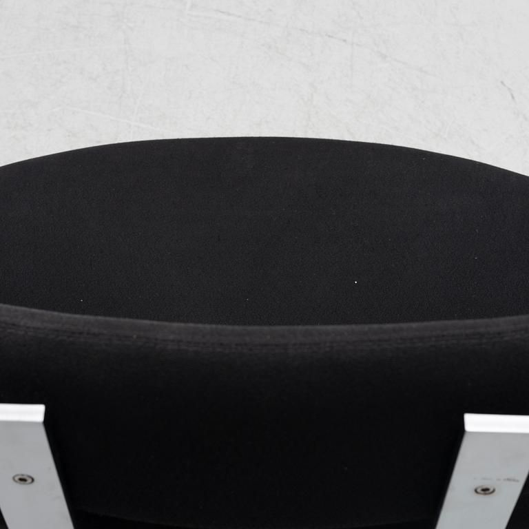 Poul Volther, fåtölj, "Corona EJ 5", Erik Jørgensen, Danmark, 2000.