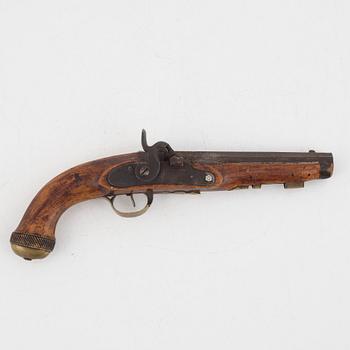 A percussion gun, 19th century.